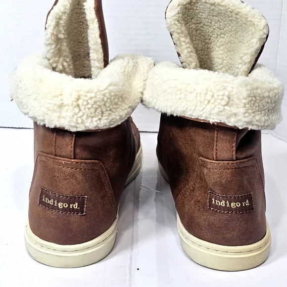 Indigo Brown Ankle Boots with Cream Lining - Picture 5 of 12